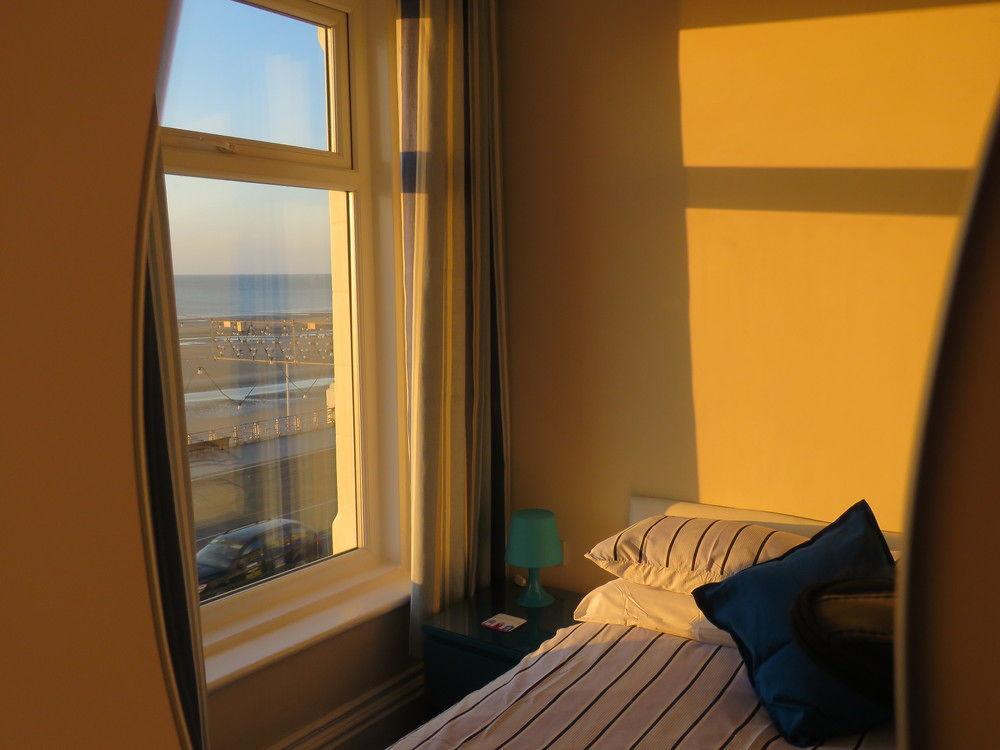 ブラックプール The Coast Bed & Breakfast エクステリア 写真